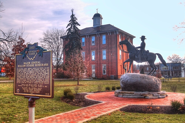 Sunbury, Ohio town square